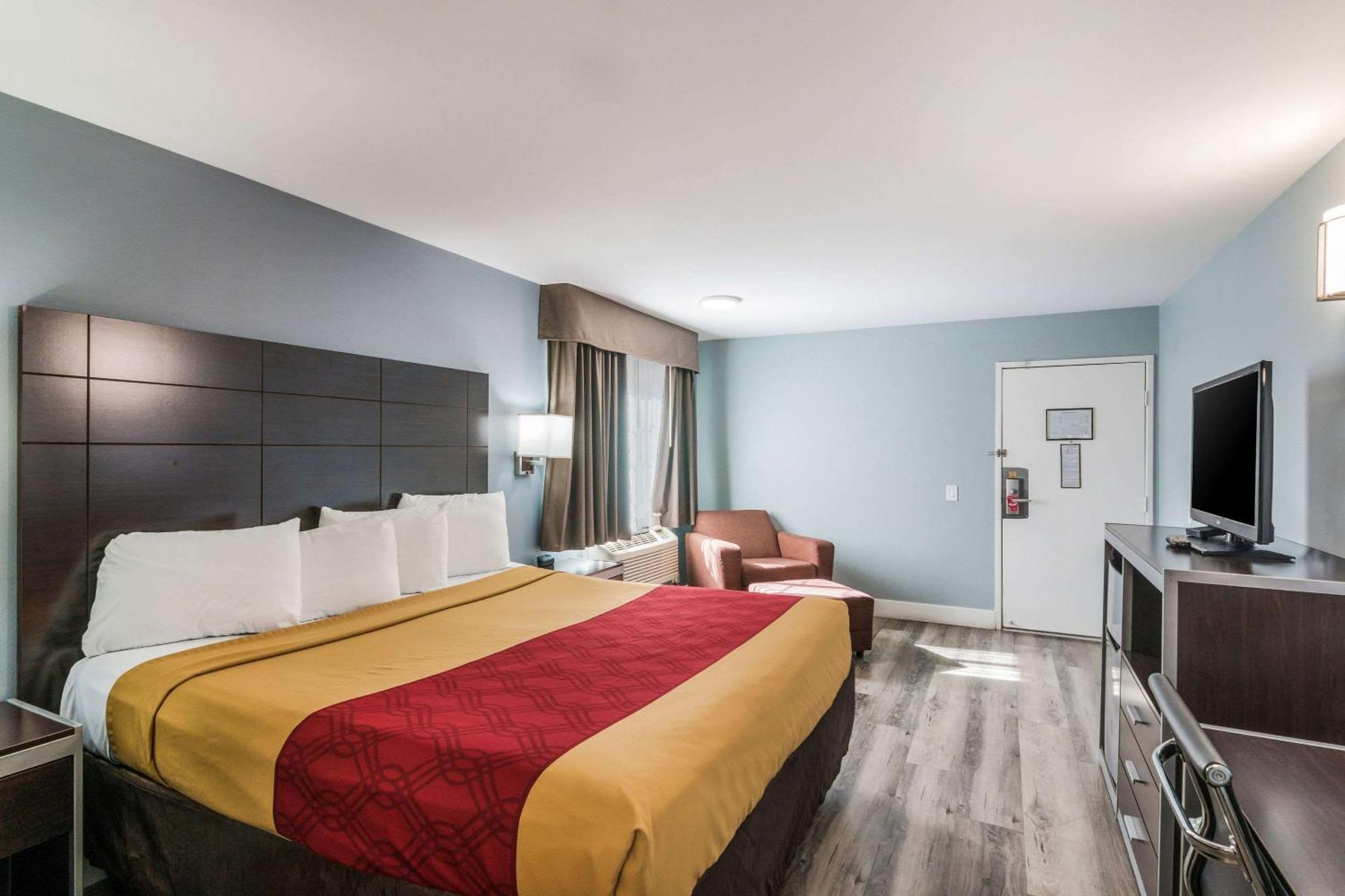 Econo - Victorville I-15 Lodge *