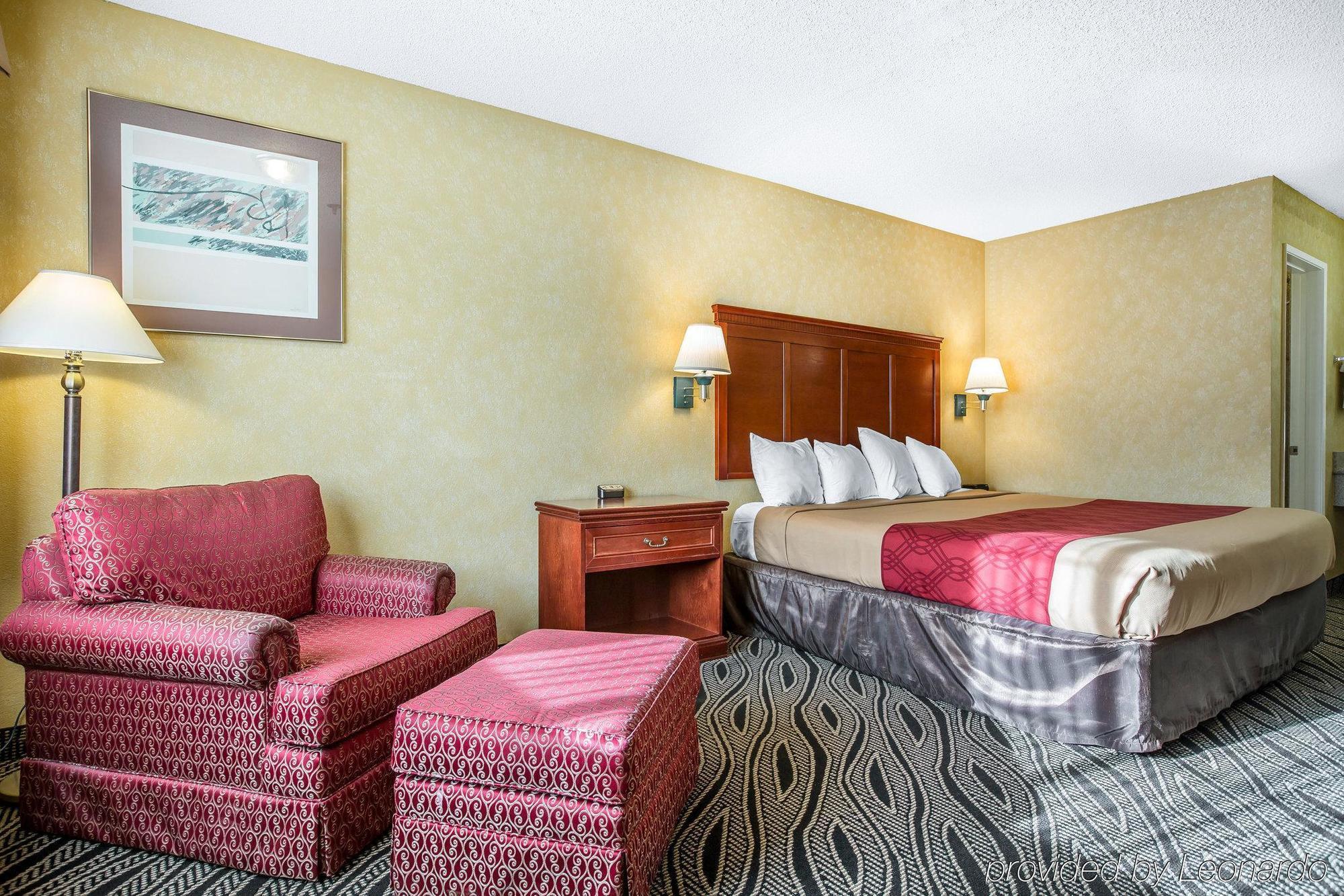 Econo - Victorville I-15 Lodge *