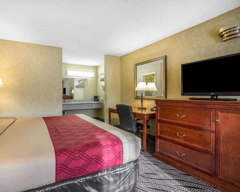 Econo - Victorville I-15 Lodge *